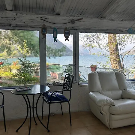 La Terrazza Sul Tatil Evi